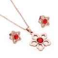 Set gioielli eleganti a fiore in oro rosa con pendente in rubino e orecchini coordinati - Stile Fiore Oro Rosa (KS110251-K) / Oro rosa