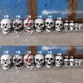 Set mit 10 realistischen Halloween-Schädel-Requisiten in verschiedenen Größen zur Deko - Multi-Größen Totenkopf-Modellset (Nr. 1-10)