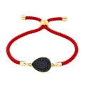 Rotes geflochtenes Armband mit schwarzem Druzy-Stein und vergoldetem, verstellbarem Schiebeverschluss - Rotes Seil Schwarz