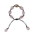 Pulsera bohemia ajustable con conchas naturales y dije de aleación dorada - Pulsera / Negro - Pulsera de Concha