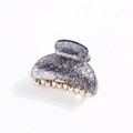 Detail of glitter silver acrylic hair claw clip with golden metal teeth on white background - Round / Glitter Grey