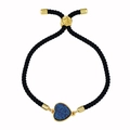 Vista macro de pulsera ajustable de corazón con incrustación azul y cordón negro - Cordón Negro Azul