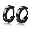 Detalle de pendientes de aro de acero inoxidable negro con acabado pulido sobre blanco - Negro