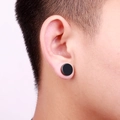Men's black magnetic stud earring in round punk style made of surgical titanium steel - 12mm / Black