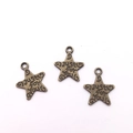 Drei Sternanhänger aus Bronzelegierung mit Just For You Gravur für DIY-Schmuckherstellung - 10mm / Antikbronze