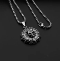 Silberne Box-Kette mit Vintage Totenkopf-Anhänger und römischen Ziffern für Herren - Römische Ziffern