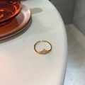 Golden V-shaped S925 sterling silver adjustable ring with mesh texture and zircons - 18K Gold Plated Silver / Gold Crown V-Shape Ring