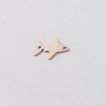 Conector de joyería forma tiburón en oro rosa con dos agujeros para diseños DIY - Pequeño Tiburón / Oro rosa