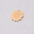 Colgante de flor dorado pulido de acero inoxidable con pequeño orificio de suspensión - 25mm / Dorado