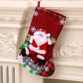 Calcetín navideño rojo de cuadros con Papá Noel 3D y bordado de copos de nieve - Santa Claus