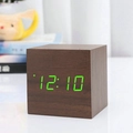 Sveglia digitale minimalista in legno con display a LED verdi sulla parte frontale - Legno Marrone Luce Verde