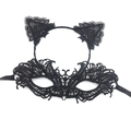Détail de la dentelle délicate d'un masque oreilles de chat noir avec rubans fins - Serre-tête + Masque Phénix Flamme
