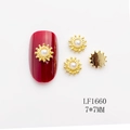 Charm per unghie LF1660 a forma di sole in lega con perla 7x7mm per manicure - Girasole d'Oro Perla (LF1660) / 7*7mm