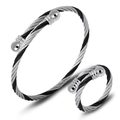 Detail view of twisted stainless steel cable jewelry set with ring and bracelet - Silver & Black