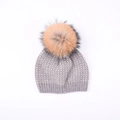 Bonnet en tricot gris pour enfants avec grand pompon en fourrure et paillettes brillantes - Gris Style Fil Métallique Pompon Fourrure