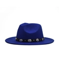 Dettaglio del cappello fedora blu reale con cinturino in pelle nera e borchie argentate - Adulto 56-60cm / Blu Reale