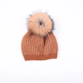 Bonnet en tricot marron pour enfants avec grand pompon en fourrure et motifs pois - Caramel Style Fil Métallique Pompon Fourrure