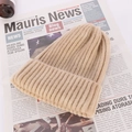 Dicker beige gerippter Strickbeanie für Damen aus weicher Wolle für den Winter - Einheitsgröße / Beige