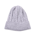 Detalle del tejido de punto de ochos grueso y borde acanalado en gorro color lila - Gris