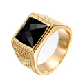 Herrenring vergoldet mit quadratischem schwarzem Edelstein und gewebter Textur - Goldene Basis Schwarzer Strass / US 7