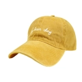 Cappellino vintage giallo in cotone lavato con ricamo bianco Bad Hair Day - 56-60cm (Regolabile) / Giallo