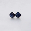 Macro shot of 10mm round blue drusy stud earrings with sparkling texture and silver edges - Blue Sparkling (30)