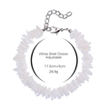 Vista detallada de la gargantilla de concha blanca con medidas y extensión - Pulsera