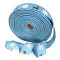 Detalle de cinta navideña de arpillera azul con copos de nieve blancos y diseño renos - 2 Metros / Azul