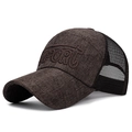 Cappello trucker marrone scuro in lino con ricamo SPORT e visiera lunga da uomo - Regolabile / caffè