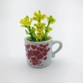 Mini ceramic white mug fridge magnet with heart pattern and yellow artificial flowers - Red Heart Pattern Mug Style (X)