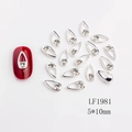 Silberner Tropfen-Nagelschmuck aus Legierung mit Strassstein, Größe 5x10mm - Silberner Wassertropfen Klare Zirkonia Stil (1981)