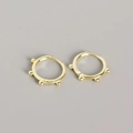 Minimalist gold-plated S925 sterling silver hoop earrings with four small beads - 925 Silver / Gold