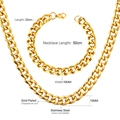Detalle del conjunto de collar y pulsera de eslabones cubanos de 10mm en acero inoxidable - Color Dorado Conjunto 50cm