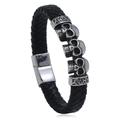 Bracciale da uomo in pelle nera intrecciata con perline a teschio argento e chiusura - 20.5CM / Nero