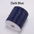 Detalle de cordón encerado azul oscuro en carrete para joyería hecha a mano - 1.5mm x 10m / Azul oscuro