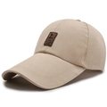 Berretto da baseball beige in cotone con patch logo in pelle marrone e visiera lunga - Regolabile / Beige Scuro