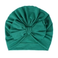 Dettaglio cappello turban neonato verde scuro con grande fiocco e trama a pieghe - Verde scuro