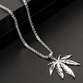 Collana punk in acciaio inossidabile con pendente a foglia di cannabis argento su scatola - Stile Foglia d'Acero Argento