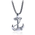 Collar para hombre con colgante de ancla y cruz en acero de titanio sobre un fondo blanco - Cadena de Acero Inoxidable / Plateado