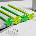 Set di quattro penne creative a quadrifoglio su una rivista dallo stile minimalista - 0.5mm / Penna A Quadrifoglio/verde Chiaro*1 Penna