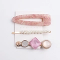 Set de 3 pinzas para el cabello en resina rosa con perlas y lentejuelas sobre blanco - Juego de Tres Piezas Resina de Escamas (9) / Combinación Rosa Dorado