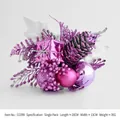 Ramo natalizio viola con pigne, foglie glitterate e palline festive, misura 20x13cm - Rosa