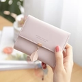 Cartera tarjetero de acordeón en cuero sintético rosa púrpura pálido con dije de hoja - Rosa