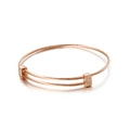 Elegante brazalete de cable de acero en oro rosa con hilos paralelos y detalles de circonita - Oro Rosa (KB113714-KFC)