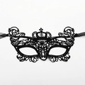 Elegante schwarze Spitzenmaske mit Kronendesign und transparenten Bändern auf weißem Grund - Kronen-Stil (A-02)