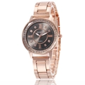 Montre à quartz rose doré avec cadran noir et lunette en cristal pour femme - Cadran Noir Chiffres Romains