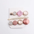 Set de pinzas para el cabello con resina rosa y perlas sobre base metálica dorada - Juego de Tres Piezas Perla Geométrico (7) / Combo Rosa