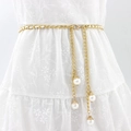 Elegante cintura a catena in metallo dorato con ciondoli di perle bianche e chiusura regolabile - 135cm (Esteso) / Bianco