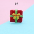 Mini breloque boîte cadeau de Noël en résine rouge avec ruban vert pour décorations - Environ 2 cm / Style 16 - Boîte cadeau carrée