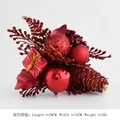 Puntale natalizio con pigne rosse, palline lucide e nastri festivi per decorazione - Rosso